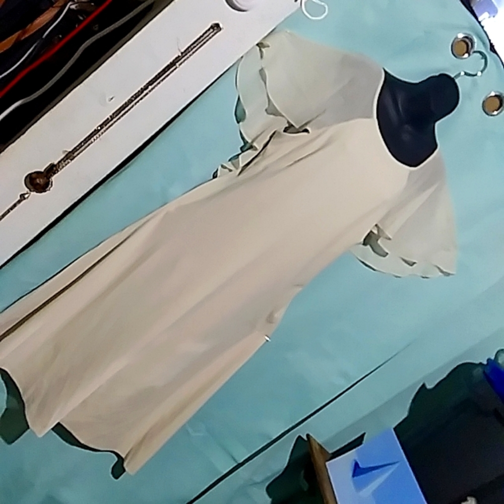 CALVIN KLEIN DRESS BAT WINGS SLEEVE
